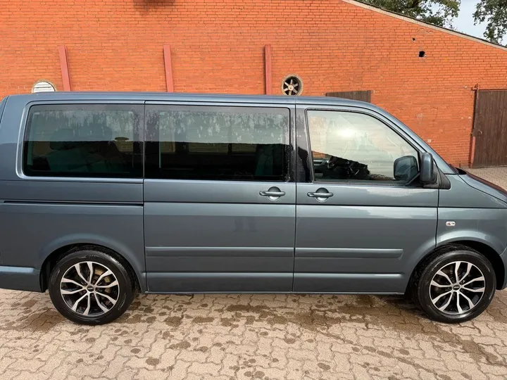 Volkswagen T5 Multivan
