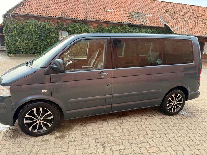 Volkswagen T5 Multivan