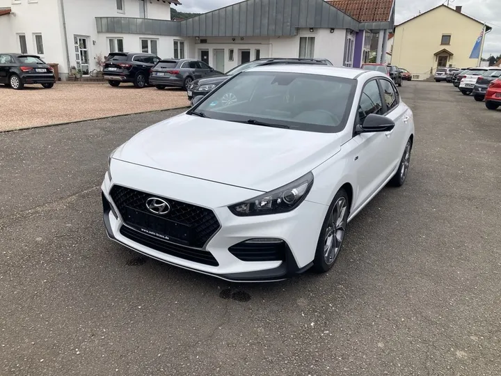 Hyundai i30