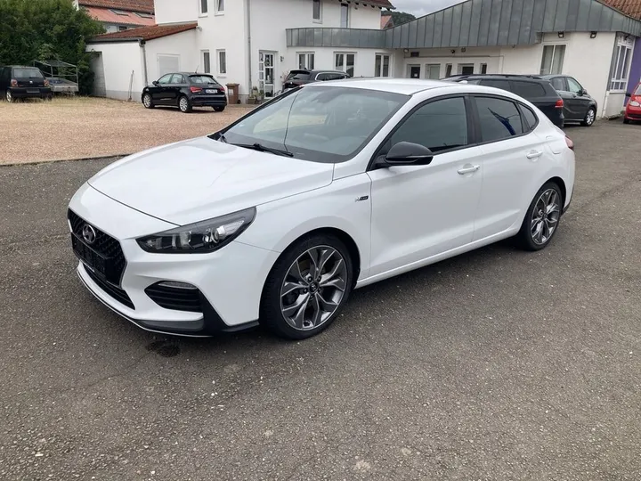Hyundai i30