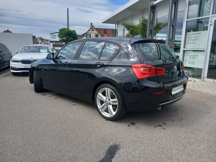 BMW 118