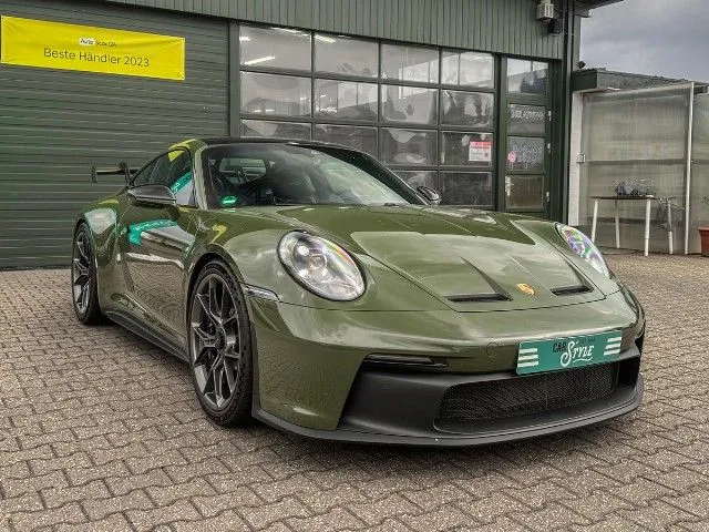 Porsche 992