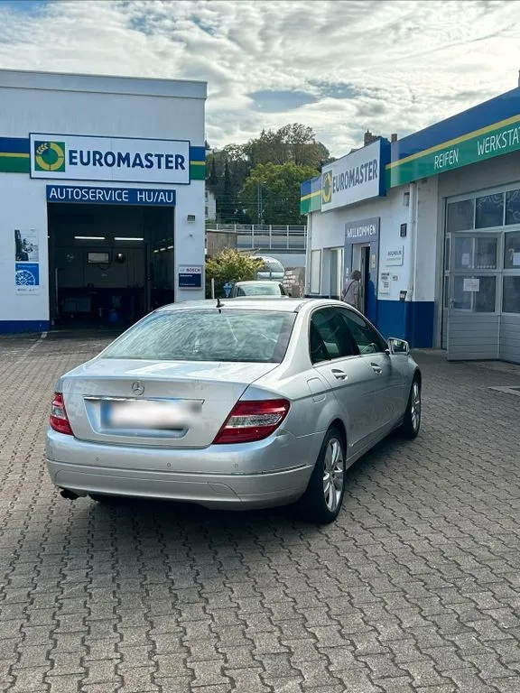 Mercedes-Benz C 180