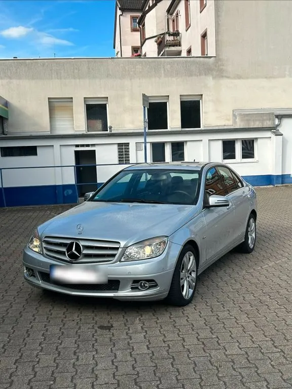 Mercedes-Benz C 180