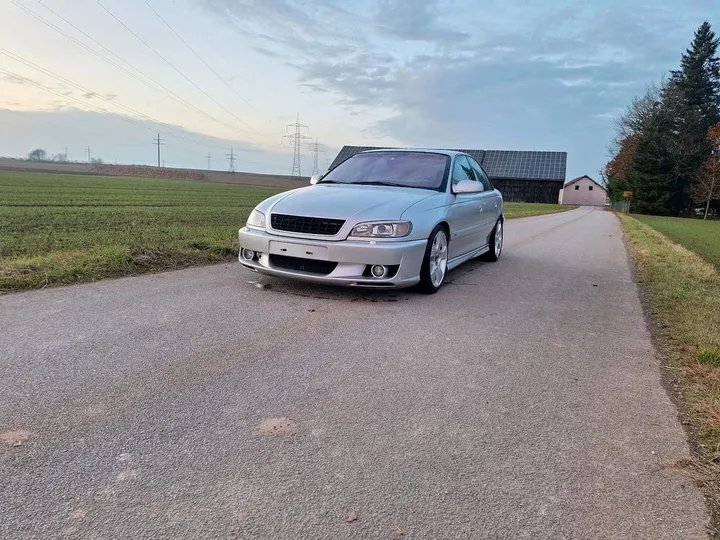 Opel Omega