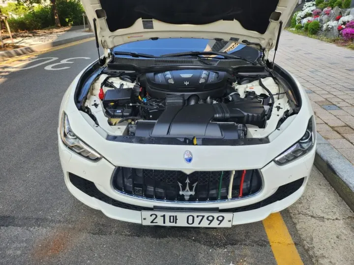 Maserati Ghibli