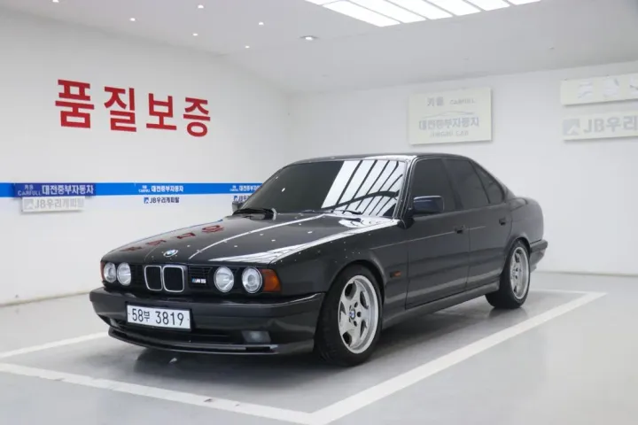 BMW M5