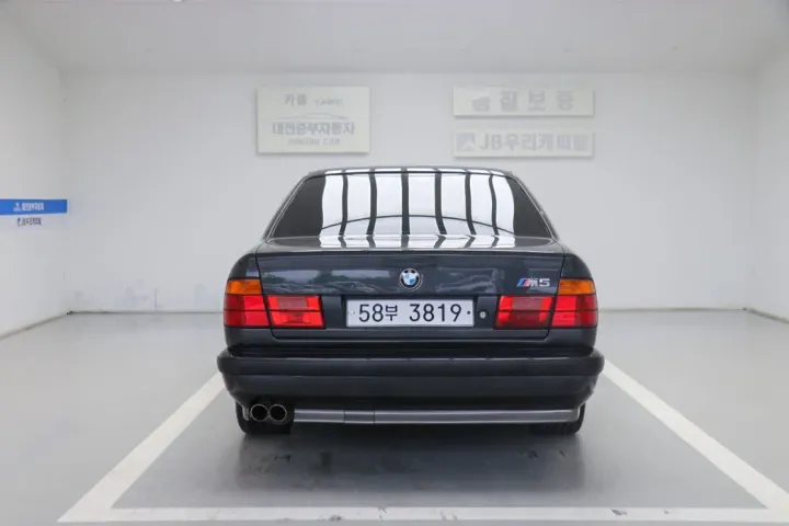 BMW M5