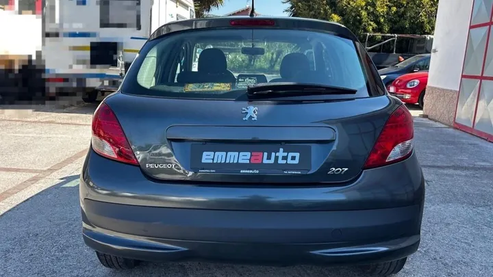 Peugeot 207