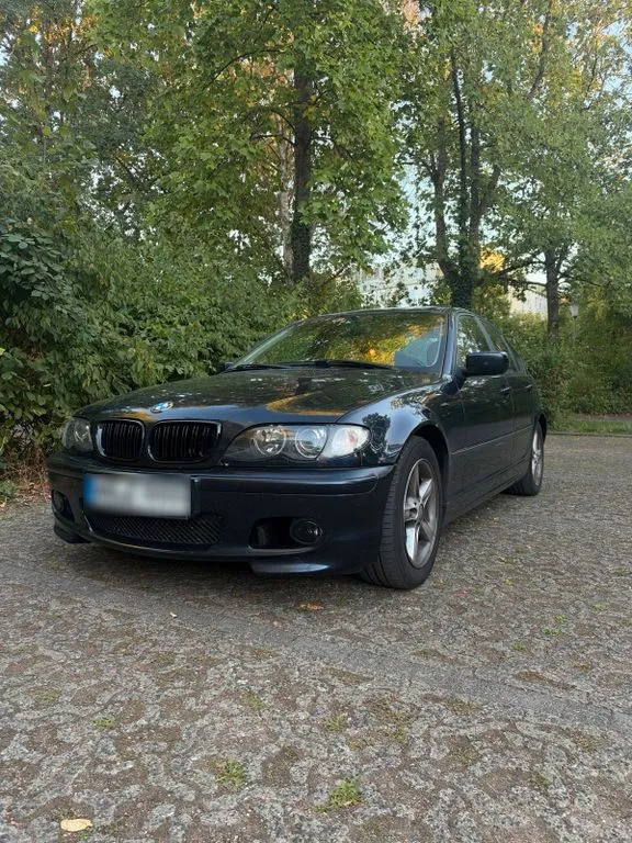 BMW 320