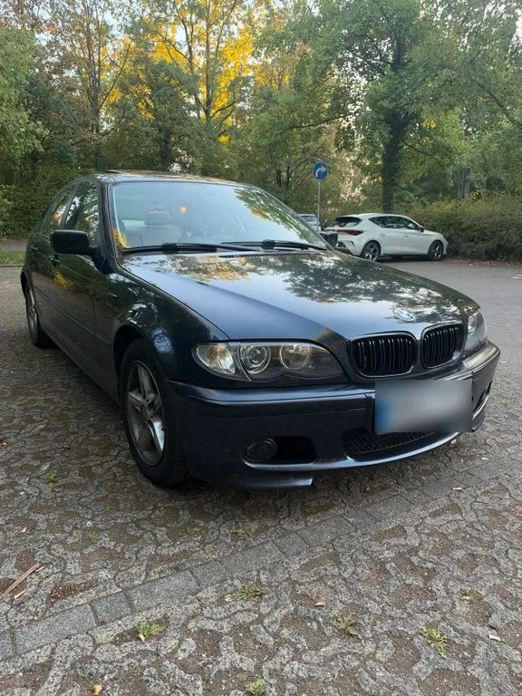 BMW 320