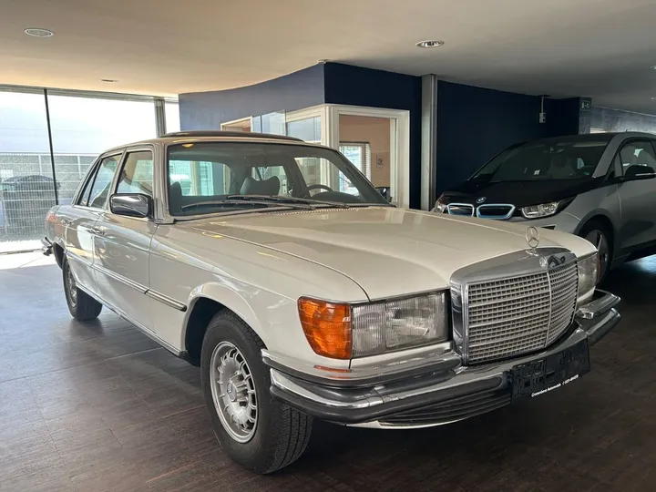 Mercedes-Benz 280