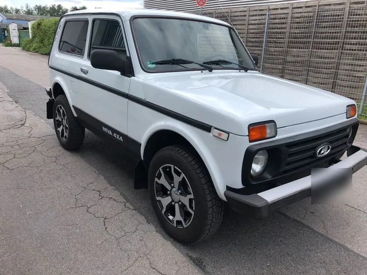 Lada Niva