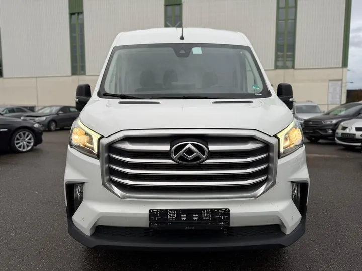 Maxus Deliver 9