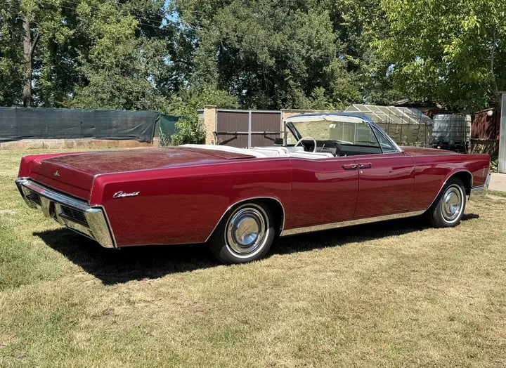 Lincoln Continental