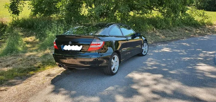 Mercedes-Benz C 320