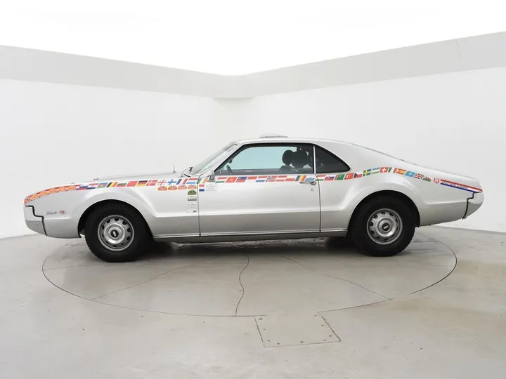 Oldsmobile Toronado