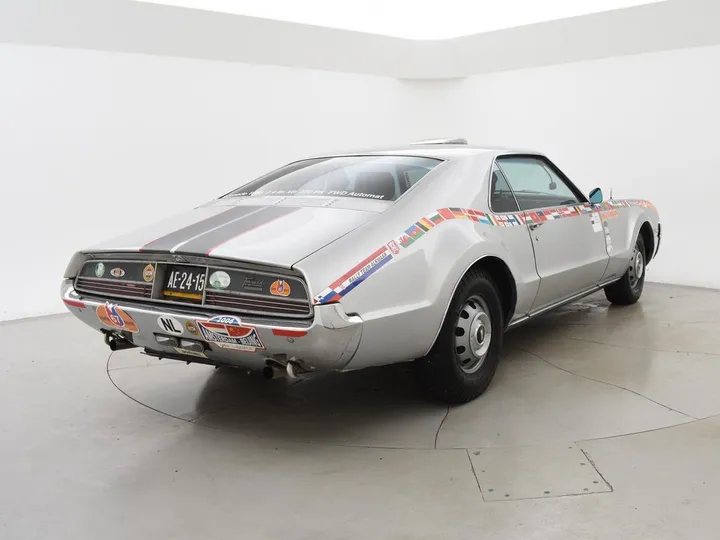 Oldsmobile Toronado