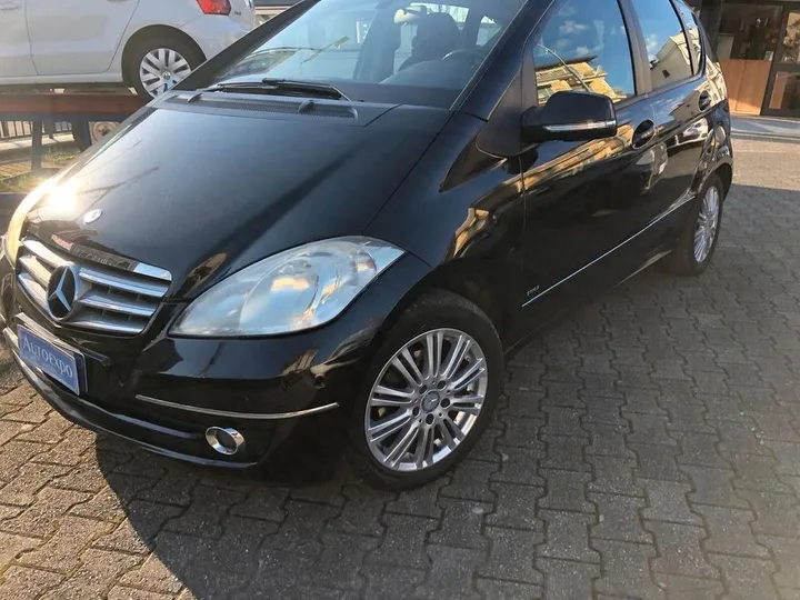 Mercedes-Benz A 180