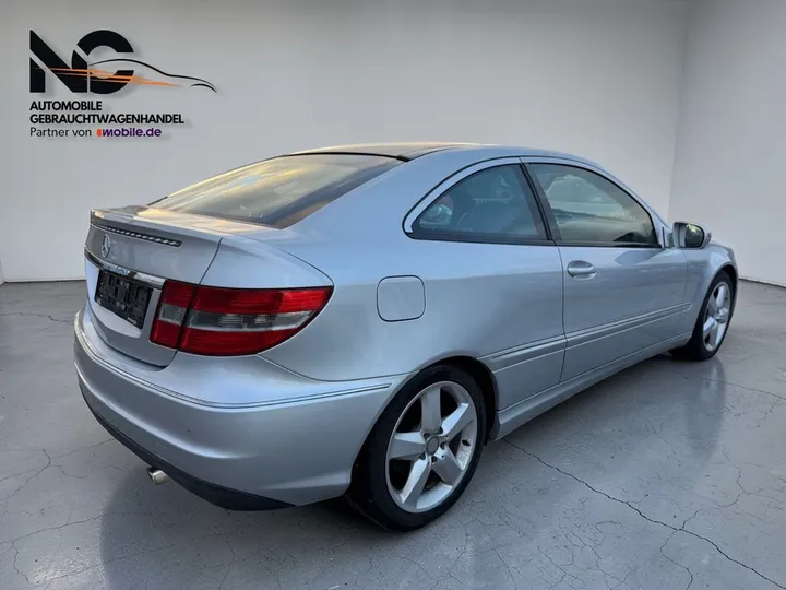 Mercedes-Benz CLC 200