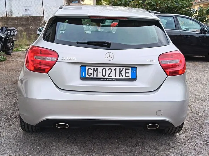 Mercedes-Benz A 180