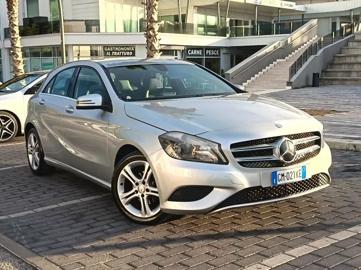 Mercedes-Benz A 180