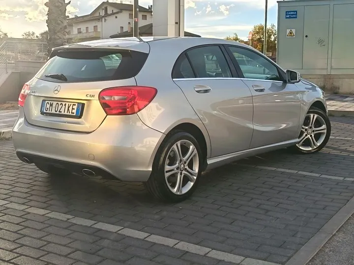 Mercedes-Benz A 180
