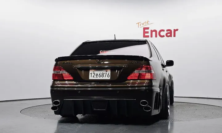Lexus LS
