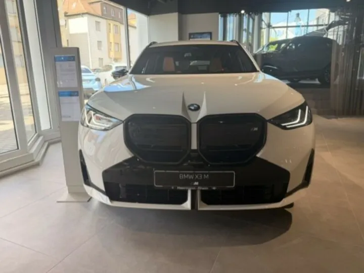 BMW X3 M50