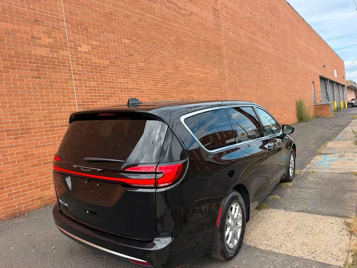 Chrysler Pacifica