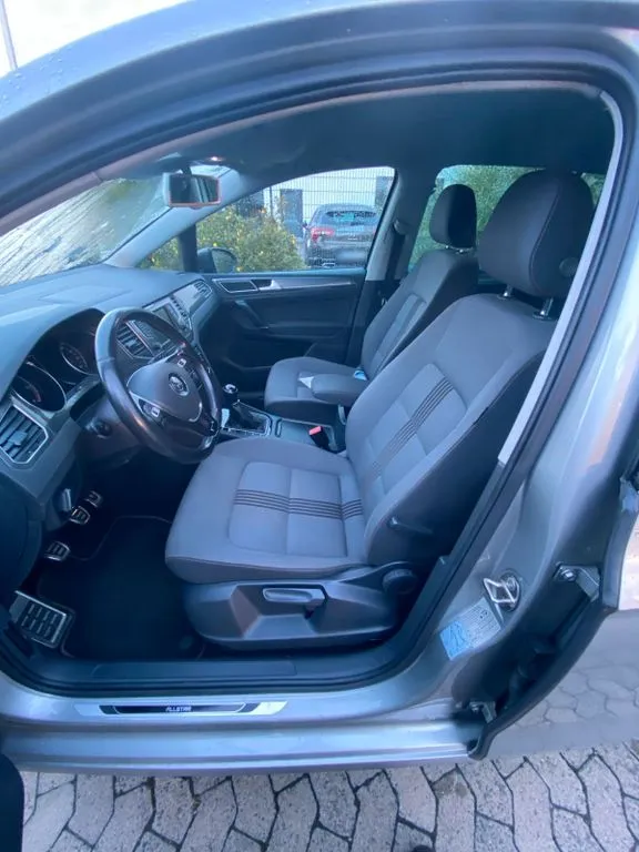 Volkswagen Golf Sportsvan