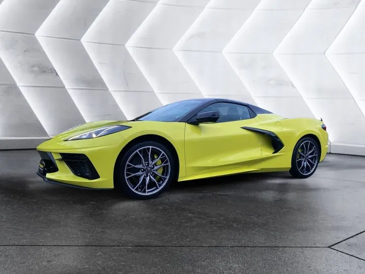 Corvette C8