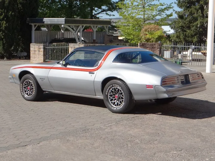 Pontiac Firebird
