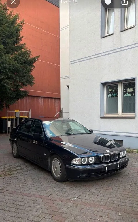 BMW 520