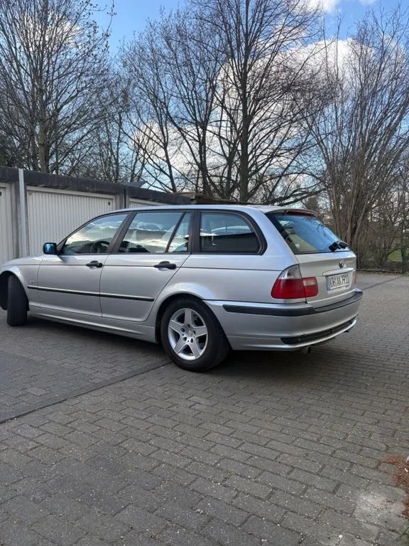 BMW 318