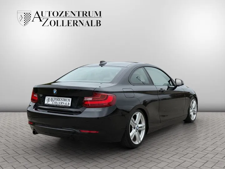 BMW 220