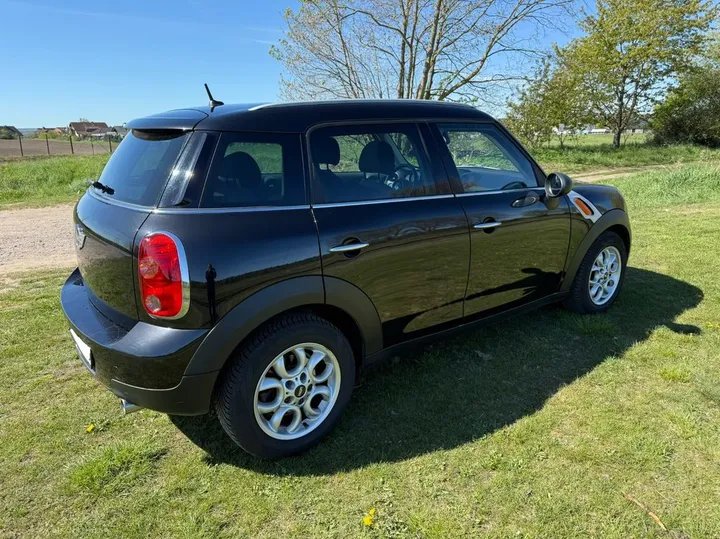 MINI One D Countryman