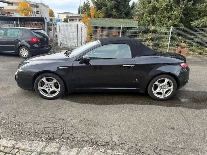 Alfa Romeo Spider