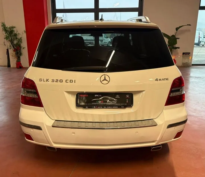 Mercedes-Benz GLK 320