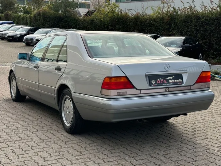 Mercedes-Benz S 280