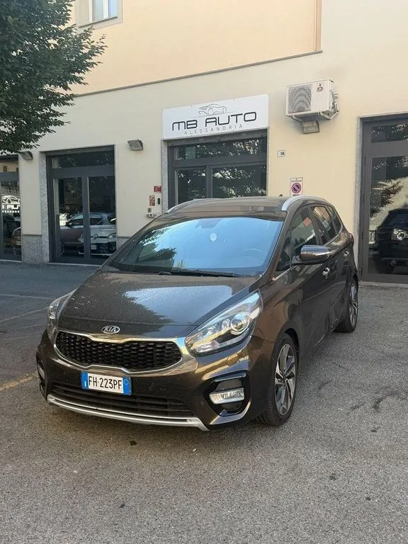 Kia Carens