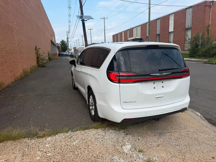 Chrysler Pacifica
