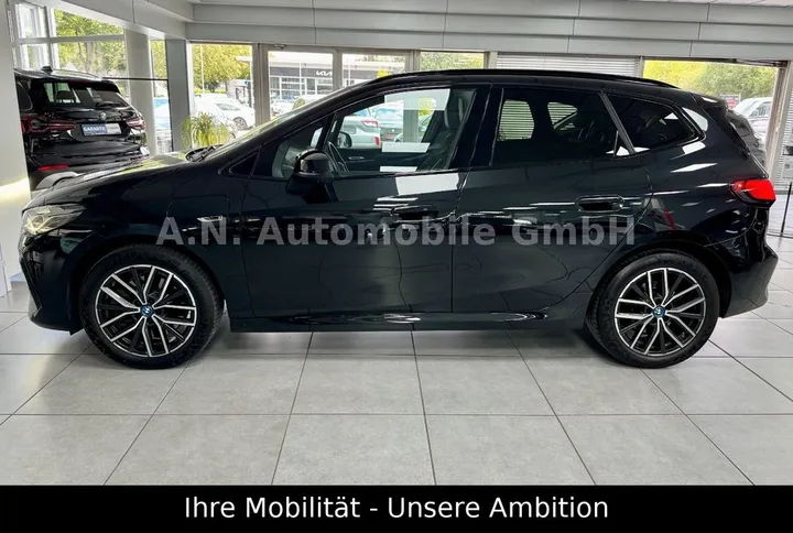 BMW 230