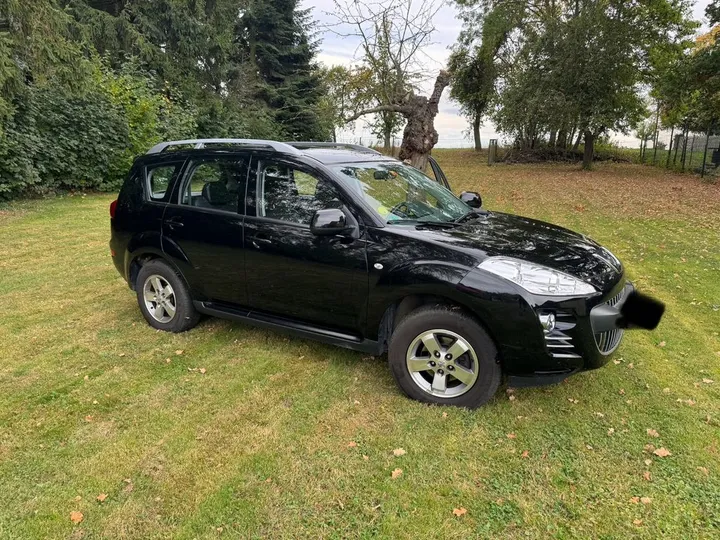 Peugeot 4007