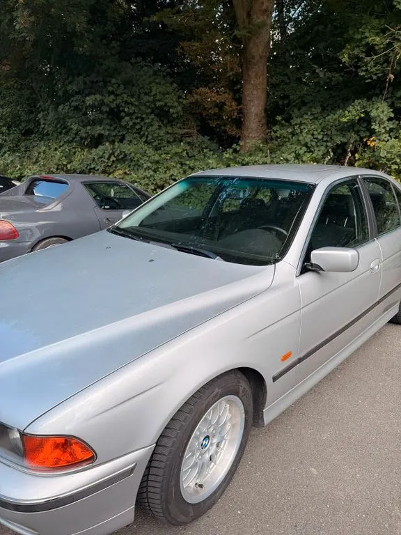 BMW 520