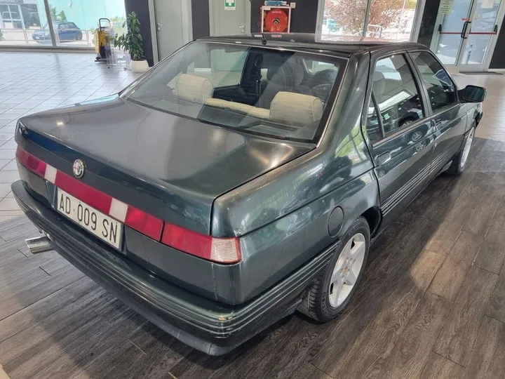 Alfa Romeo 164