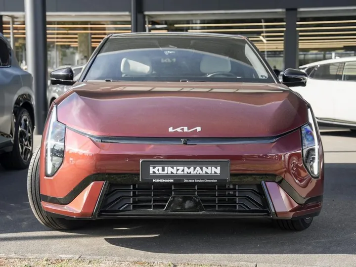 Kia EV4