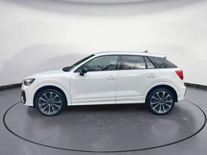 Audi SQ2