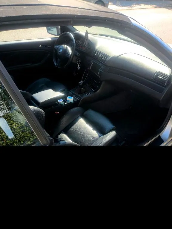 BMW 323