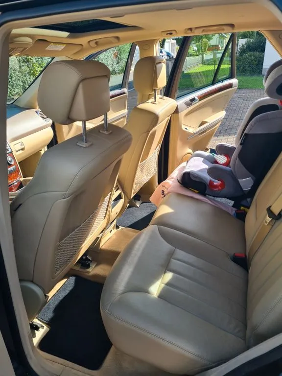 Mercedes-Benz ML 320